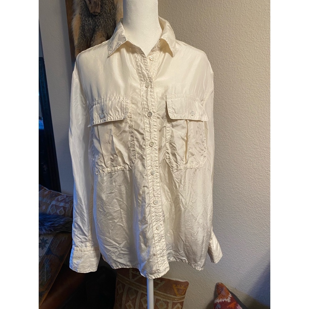 Banana Republic Women’s Cream 100% Silk Button-Up Blouse